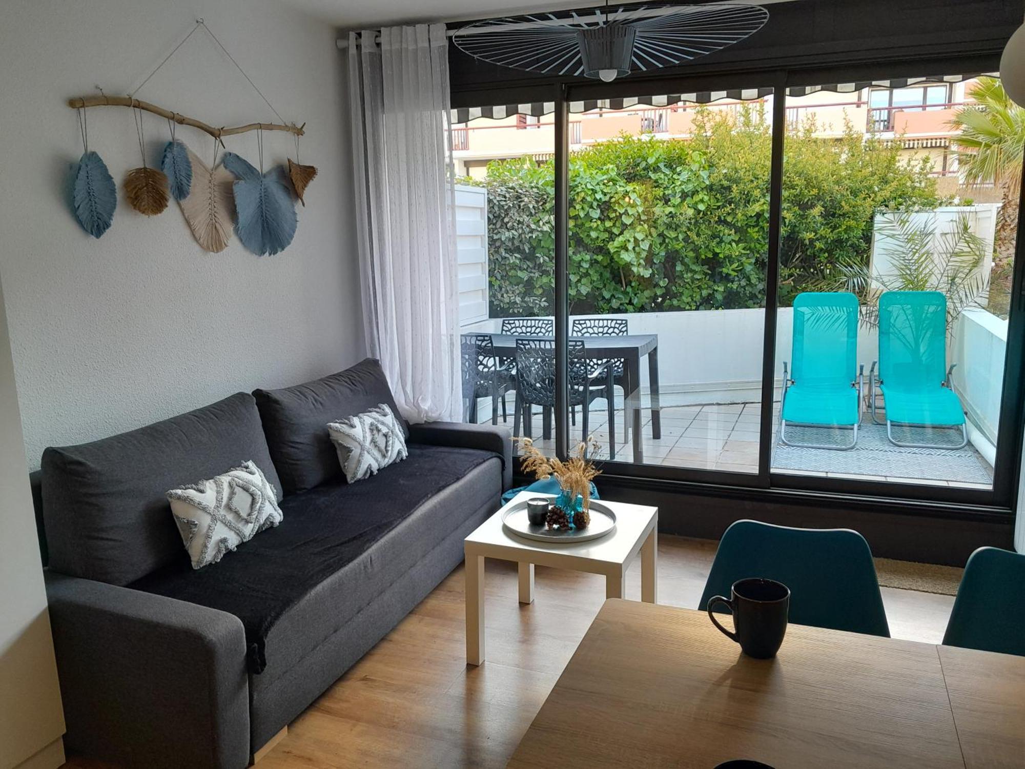 Joli 2 Pieces Sur Le Port Avec Piscine, Terrasse, Parking Capbreton Exterior foto